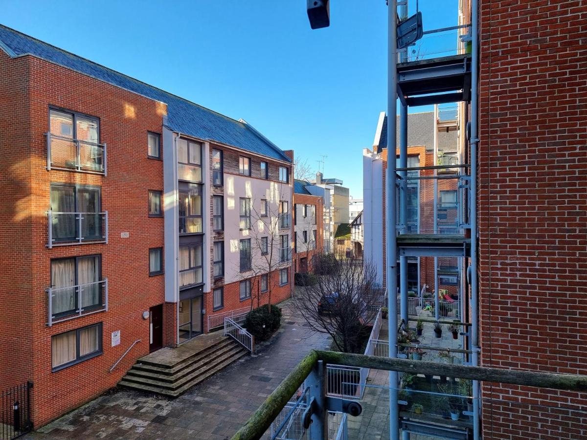 High Street - 2Bd Apt - King Beds - Parking - Wise Stays Southampton Exterior photo
