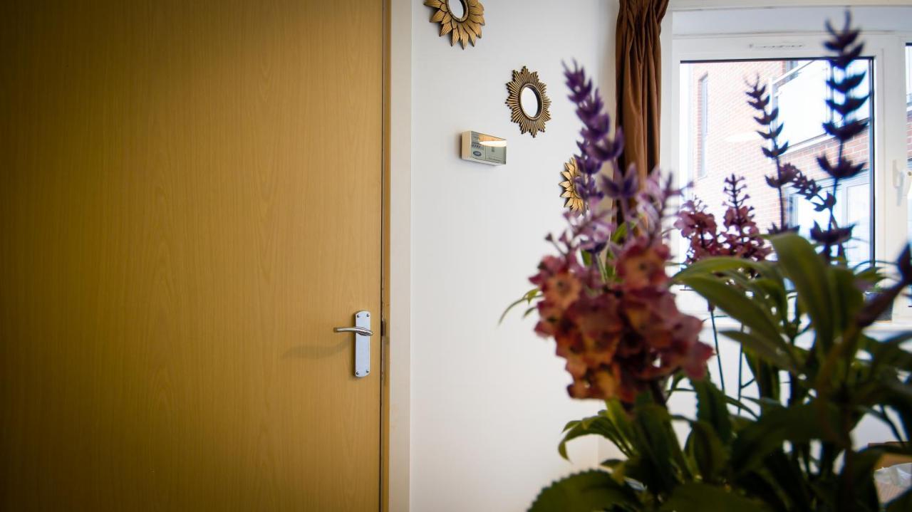 High Street - 2Bd Apt - King Beds - Parking - Wise Stays Southampton Exterior photo