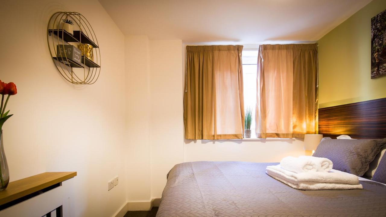 High Street - 2Bd Apt - King Beds - Parking - Wise Stays Southampton Exterior photo